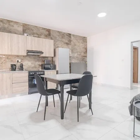 Charming 1br With Comfy Bed With Wifi & Ac In Tarxien * Żabbar
