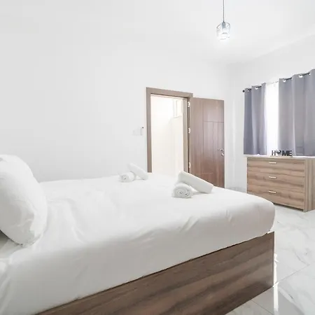 Lägenhet Charming 1br With Comfy Bed With Wifi & Ac In Tarxien