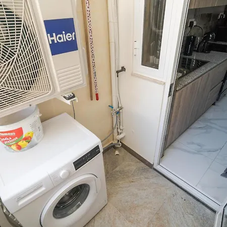Lägenhet Charming 1br With Comfy Bed With Wifi & Ac In Tarxien Żabbar