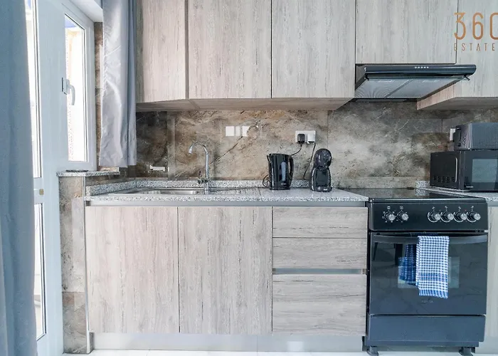 Charming 1br With Comfy Bed With Wifi & Ac In Tarxien Żabbar