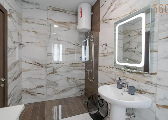 Charming 1br With Comfy Bed With Wifi & Ac In Tarxien 아파트