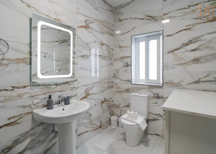 Charming 1br With Comfy Bed With Wifi & Ac In Tarxien Lejlighed Żabbar