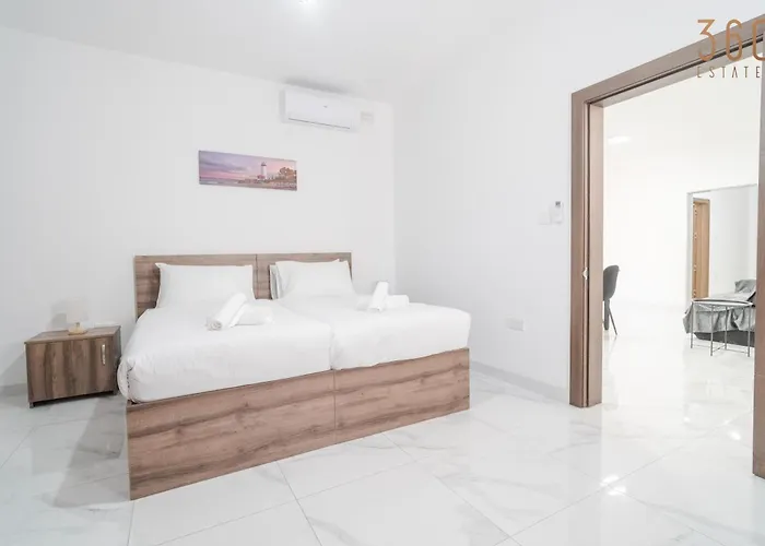 Charming 1br With Comfy Bed With Wifi & Ac In Tarxien Lejlighed *