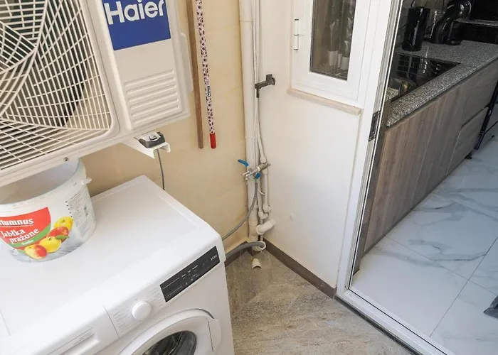 Lejlighed Charming 1br With Comfy Bed With Wifi & Ac In Tarxien Żabbar